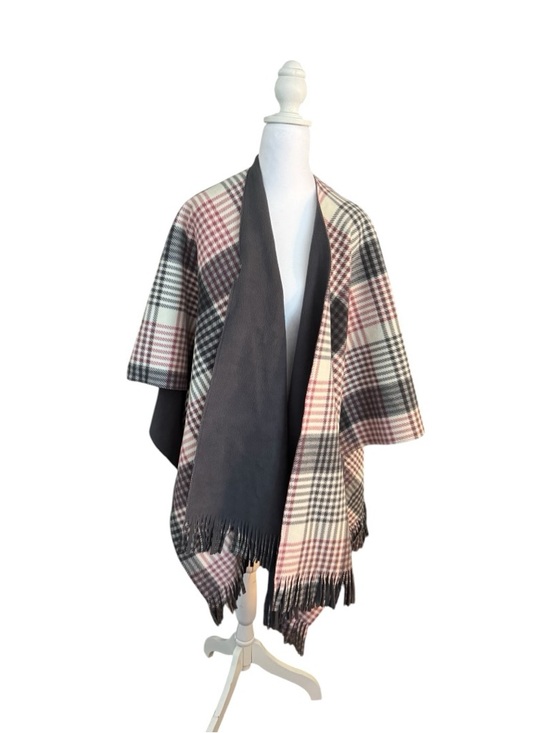 RACHEL Rachel Roy Sweaters - RACHEL Rachel Roy Pink & Gray Plaid Fringe Poncho